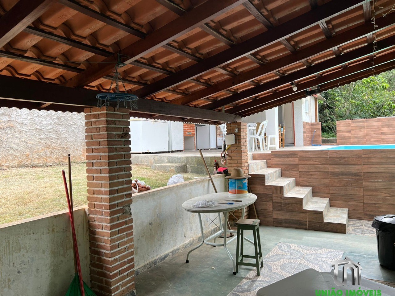 Chácara com casa e piscina em bragança paulista-sp: 2 quarto