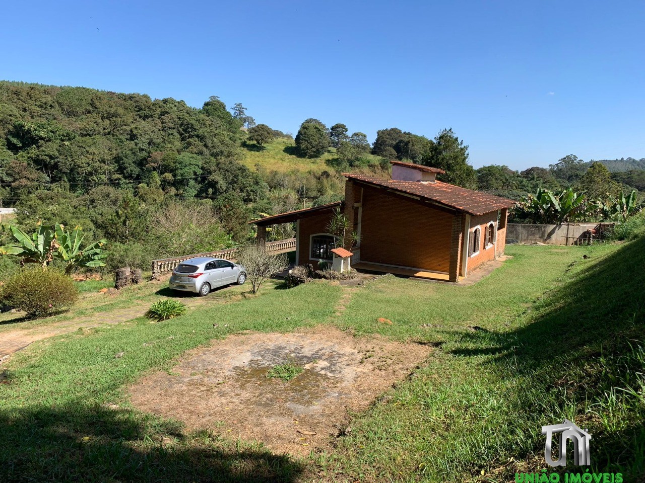 Propriedade Exclusiva: Chácara à Venda com 4 Quartos em Pedra Bela, bairro Pitangueiras - 6.000m² de Área!
