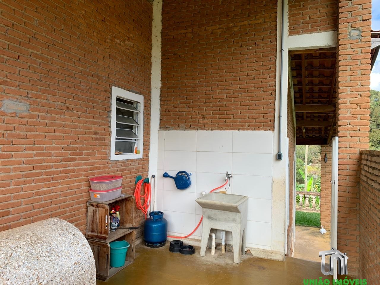 Propriedade exclusiva: chácara à venda com 4 quartos em pedr