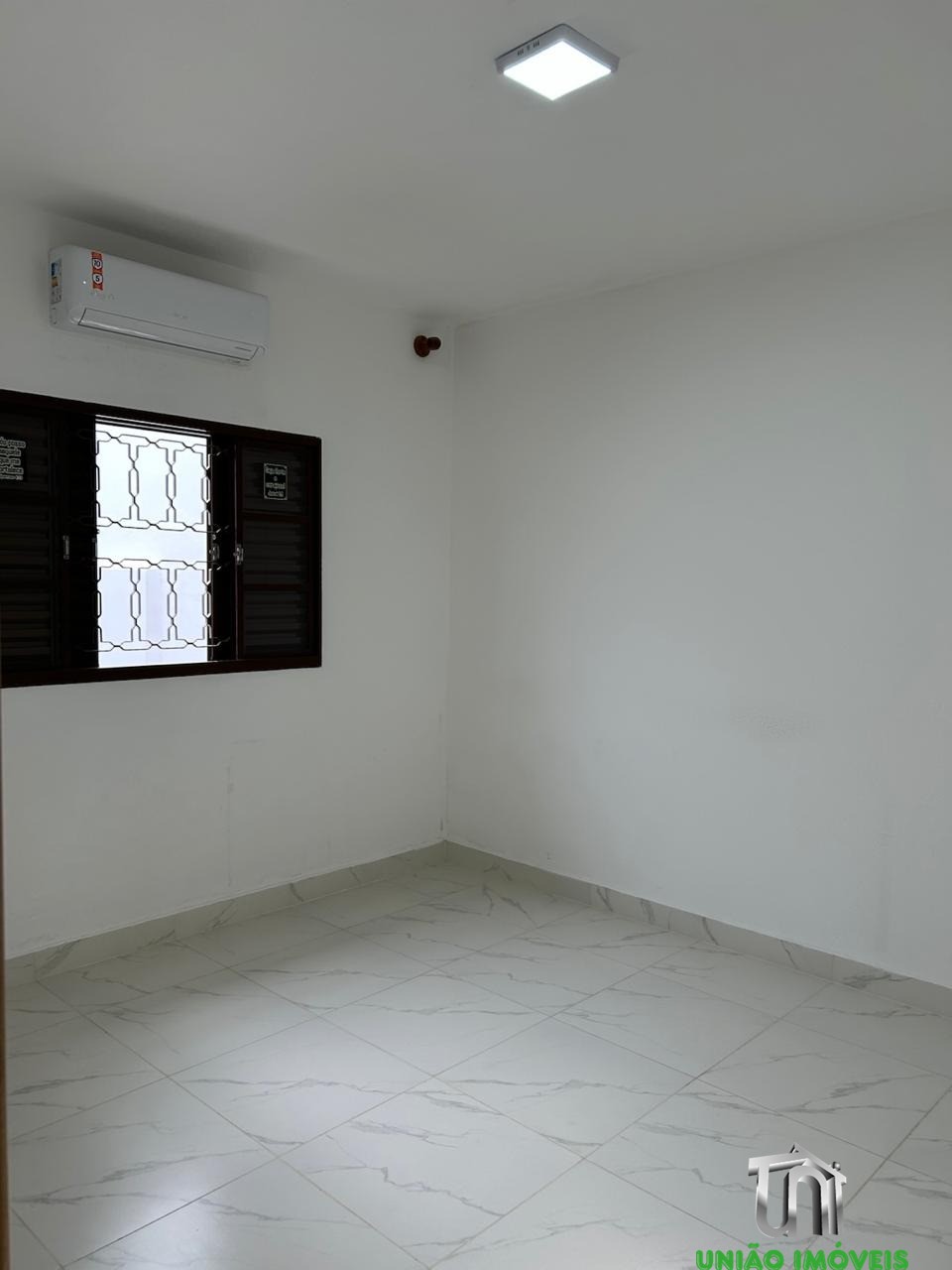 Casa à venda na vila sant' ana, bragança paulista-sp: 2 quar
