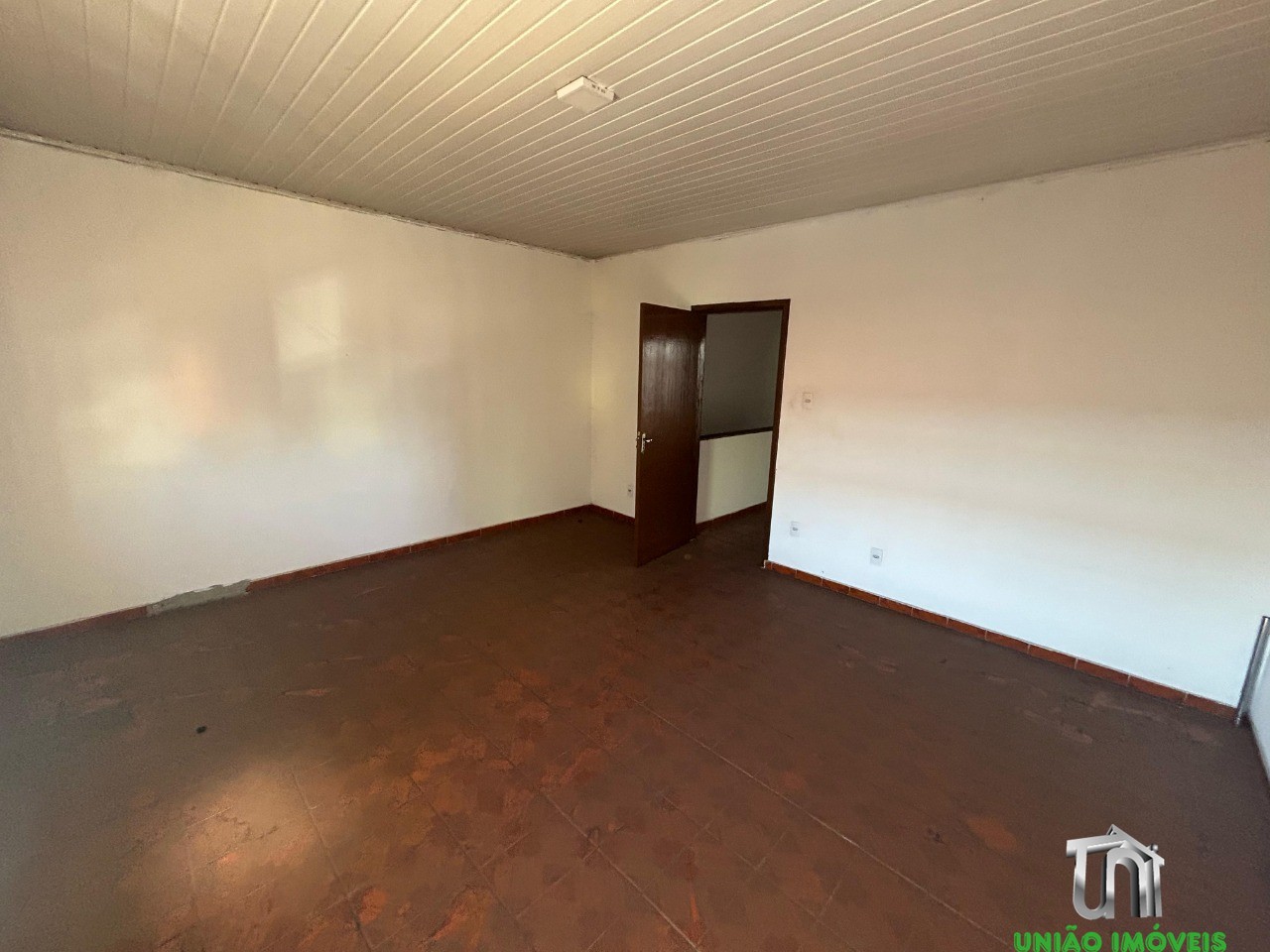 Sobrado à venda em bragança paulista-sp: espaço, conforto e 