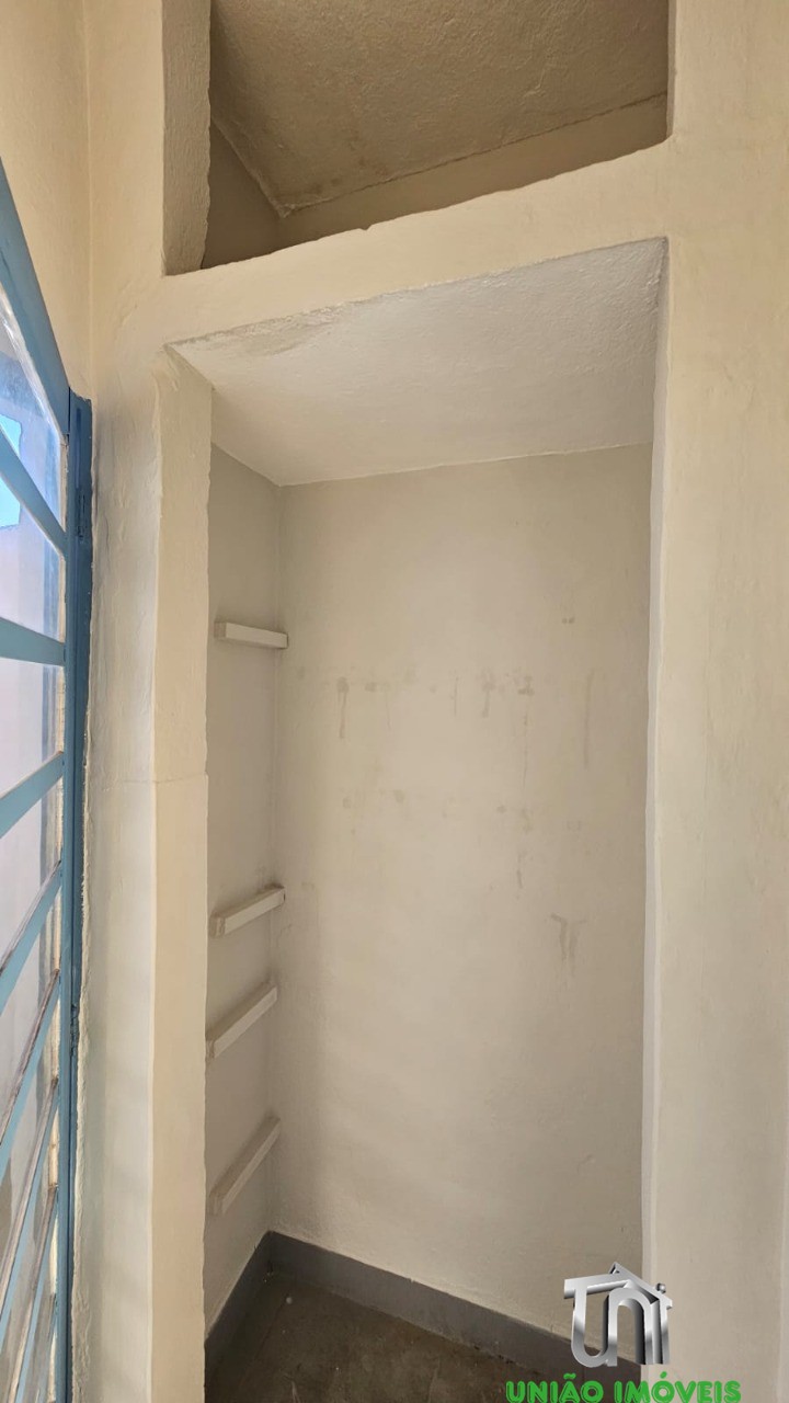 Sobrado para Locação em Bragança Paulista-SP, Bairro Matadouro 2 Quartos, 1 Sala, 1 Banheiro Venha Conhecer Seu Novo Lar!