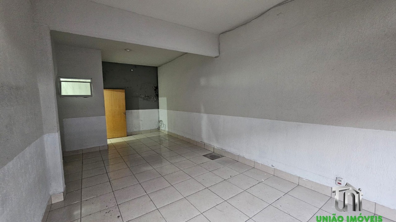 Sobrado à venda em bragança paulista-sp: espaço, conforto e 