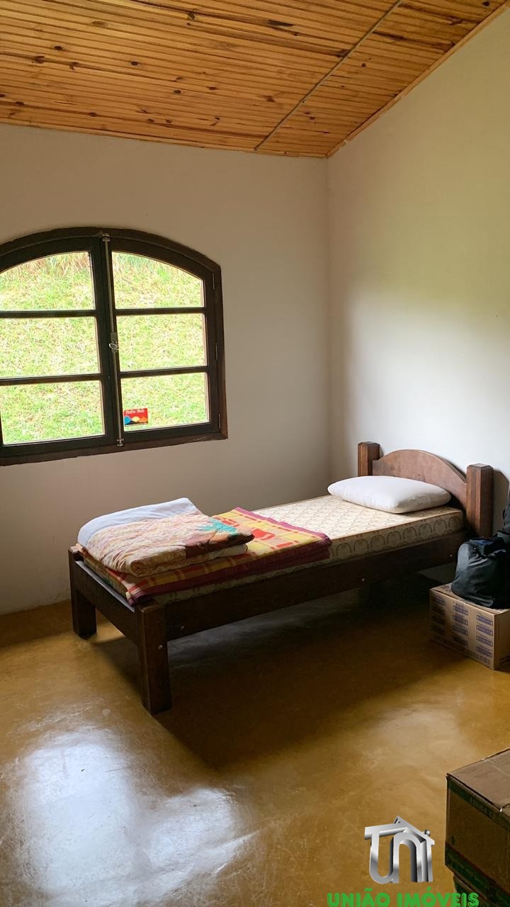Propriedade exclusiva: chácara à venda com 4 quartos em pedr