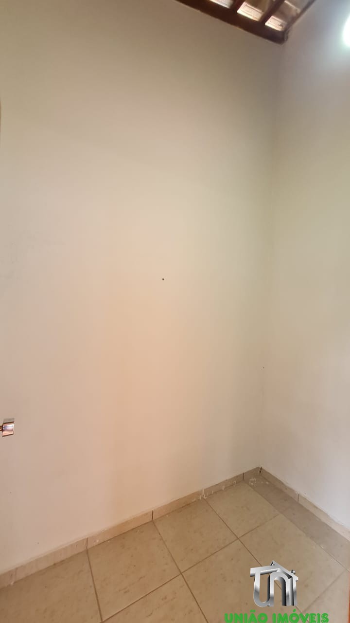 Casa à Venda no Residencial das Ilhas em Braganca Paulista-SP: 3 Suítes, 1 Sala, 5 Banheiros no total, 4 Vagas de Garagem!