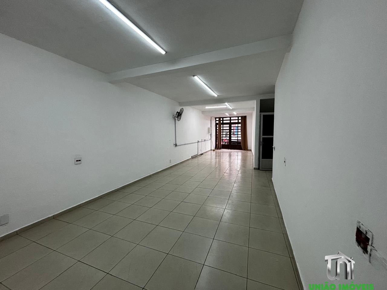 Prédio Inteiro - Foto 2