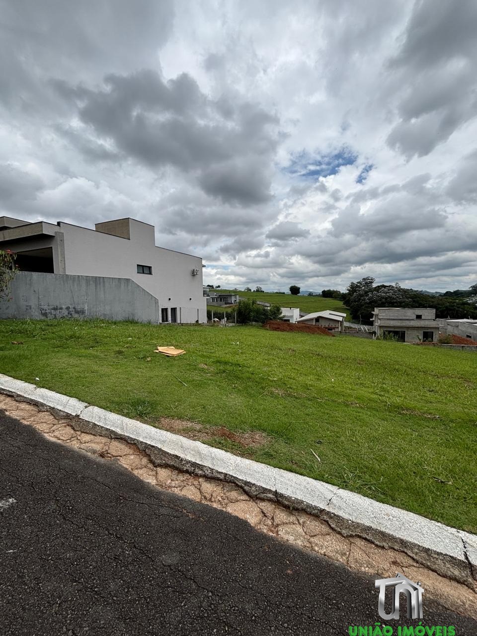 Terreno, 600 m² - Foto 2