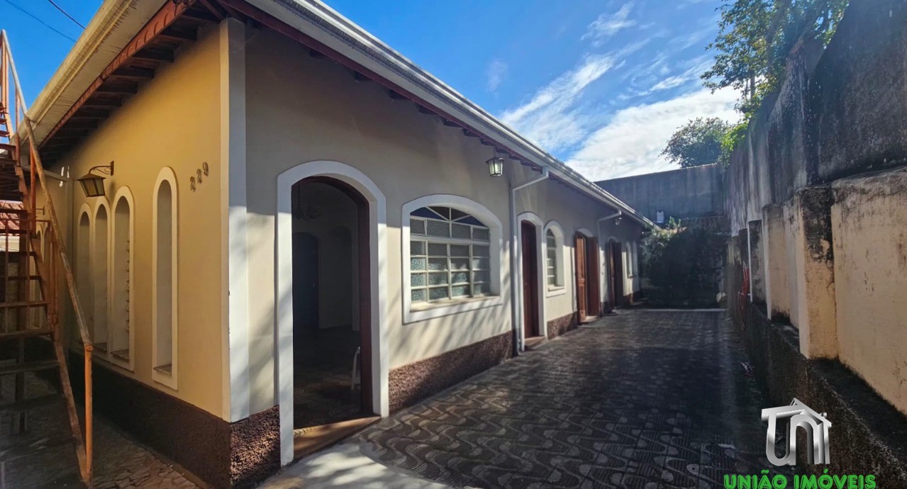 Casa, 5 quartos - Foto 1