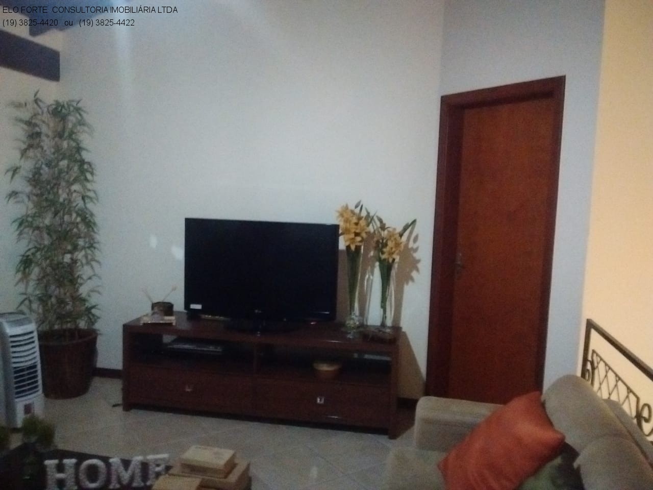 CASA em Jardim Regina, Indaiatuba - EXCELENTE CASA BEM LOCALIZADA, PRÓXIMO AO PARQUE ECOLÓGICO, PREFEITURA, COMPLEXO DO POUPATEMPO, ESCOLAS, SUPERMERCADOS, PADARIA, TEATRO MUNICIPAL, A 5 - Foto 2