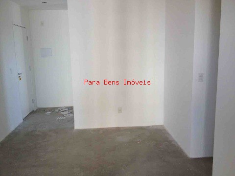 Apartamento à venda com 2 quartos, 62m² - Foto 11