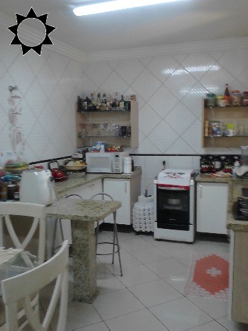 Casa, 2 quartos, 190 m² - Foto 1