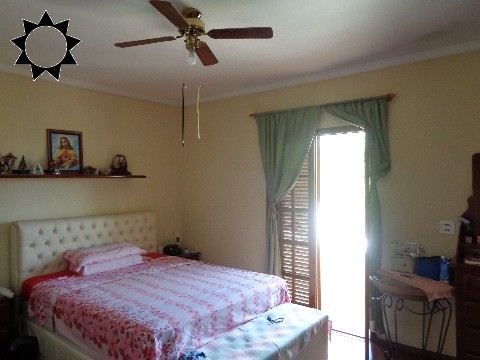 Casa, 4 quartos, 342 m² - Foto 1