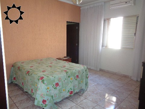 Casa, 4 quartos, 250 m² - Foto 16