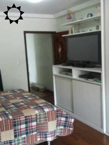 Casa, 7 quartos, 302 m² - Foto 3