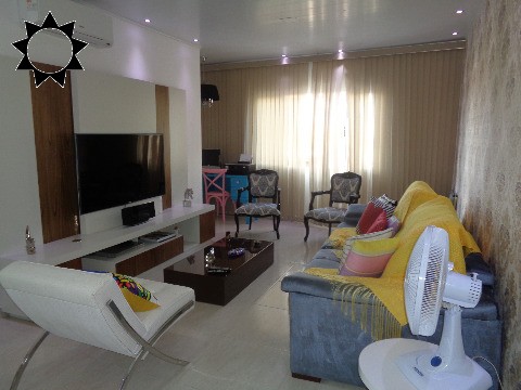 Casa, 4 quartos, 235 m² - Foto 2