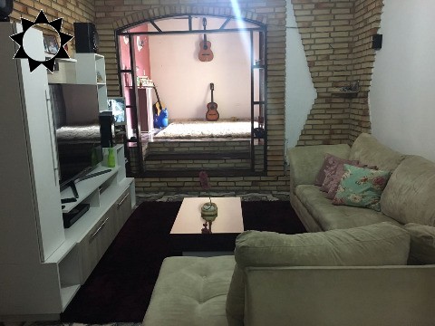 Casa, 3 quartos, 180 m² - Foto 1