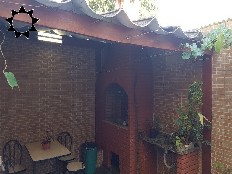 Casa, 3 quartos, 215 m² - Foto 2