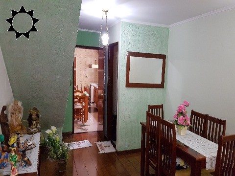 Casa, 3 quartos, 215 m² - Foto 1
