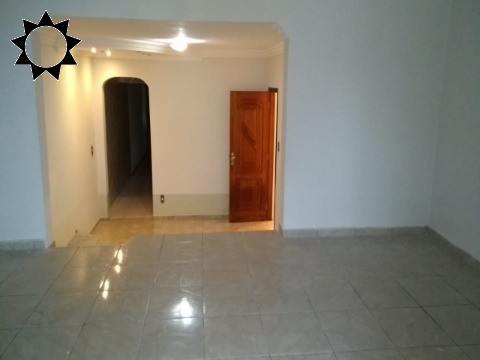 Casa, 3 quartos, 225 m² - Foto 1