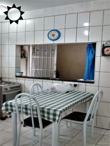 Casa, 3 quartos, 230 m² - Foto 1