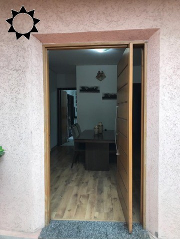 Casa, 3 quartos, 200 m² - Foto 2