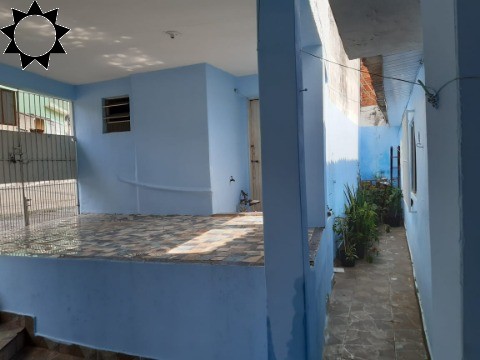 Casa, 1 quarto, 190 m² - Foto 1