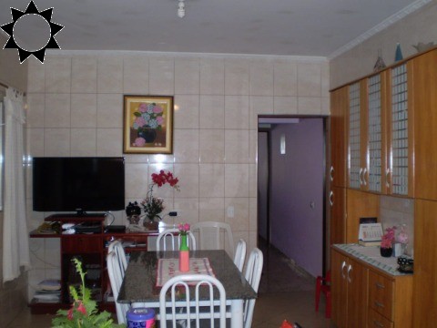 Casa, 3 quartos, 224 m² - Foto 1