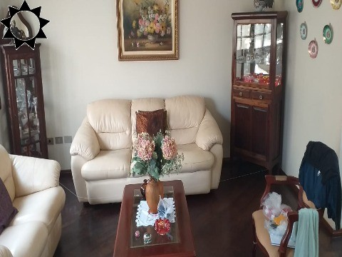 Casa, 3 quartos, 220 m² - Foto 1