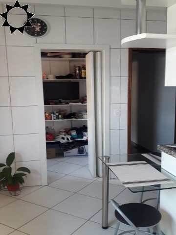 Casa, 4 quartos, 240 m² - Foto 28