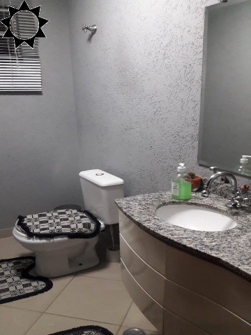 Casa, 4 quartos, 240 m² - Foto 31