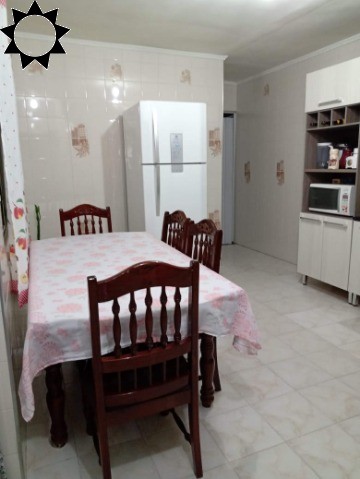 Casa, 2 quartos, 150 m² - Foto 1