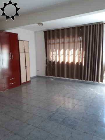 Casa, 2 quartos, 247 m² - Foto 1