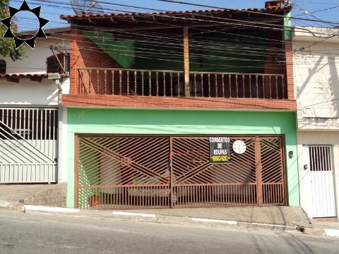Casa, 3 quartos, 241 m² - Foto 2