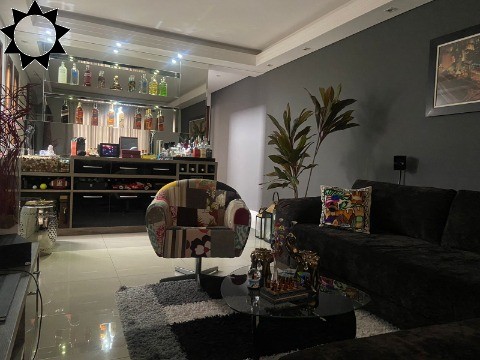 Casa, 3 quartos, 167 m² - Foto 1