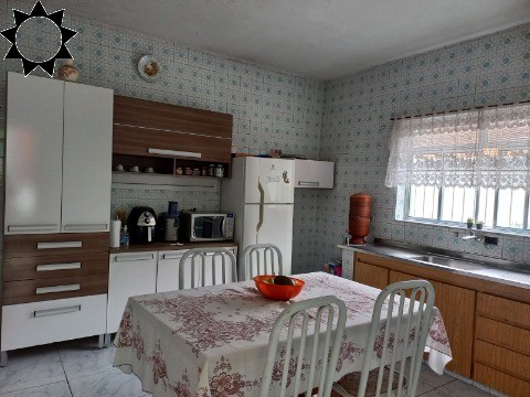 Casa, 5 quartos, 150 m² - Foto 1