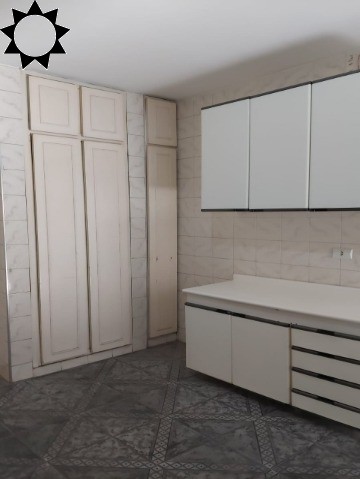 Casa, 5 quartos, 168 m² - Foto 4