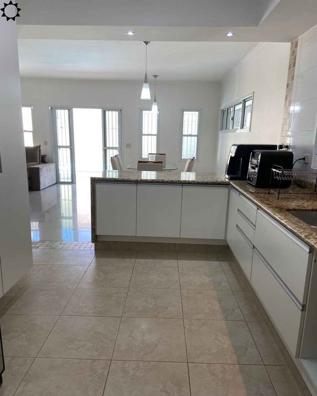 Casa, 3 quartos, 240 m² - Foto 8