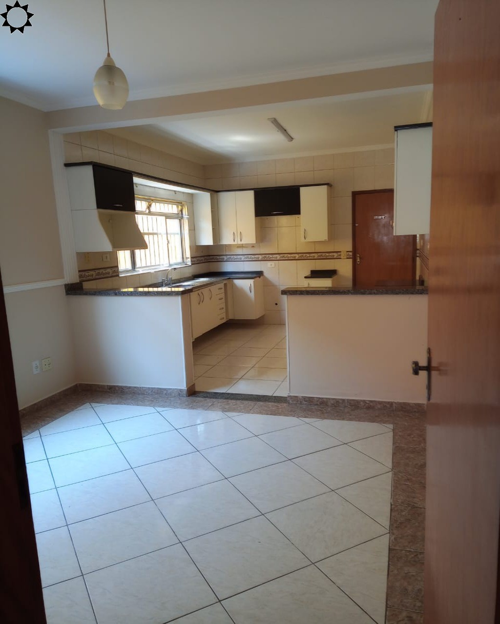 Casa, 3 quartos, 187 m² - Foto 1