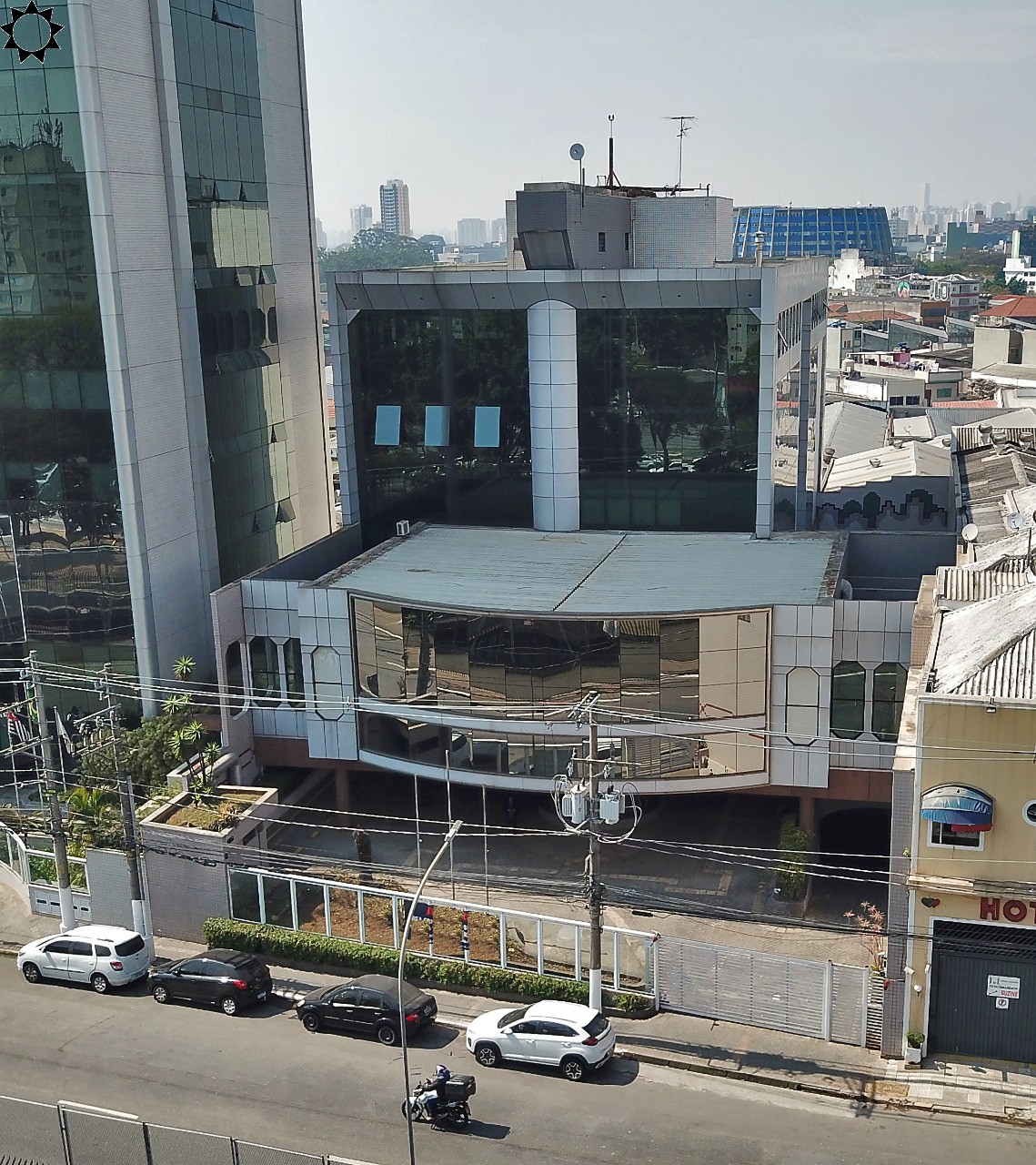 Prédio Inteiro, 4504 m² - Foto 1