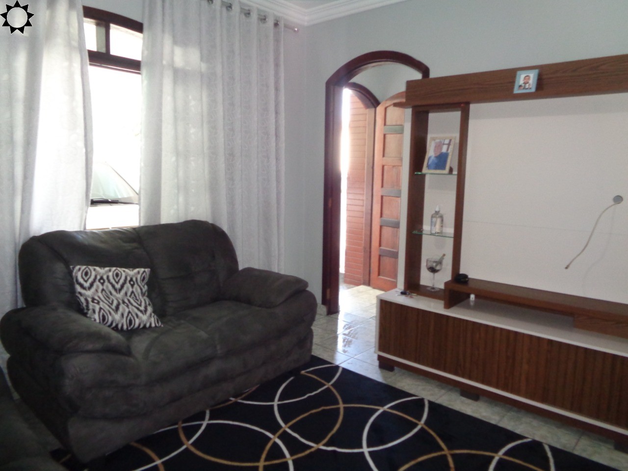 Casa, 4 quartos, 250 m² - Foto 1