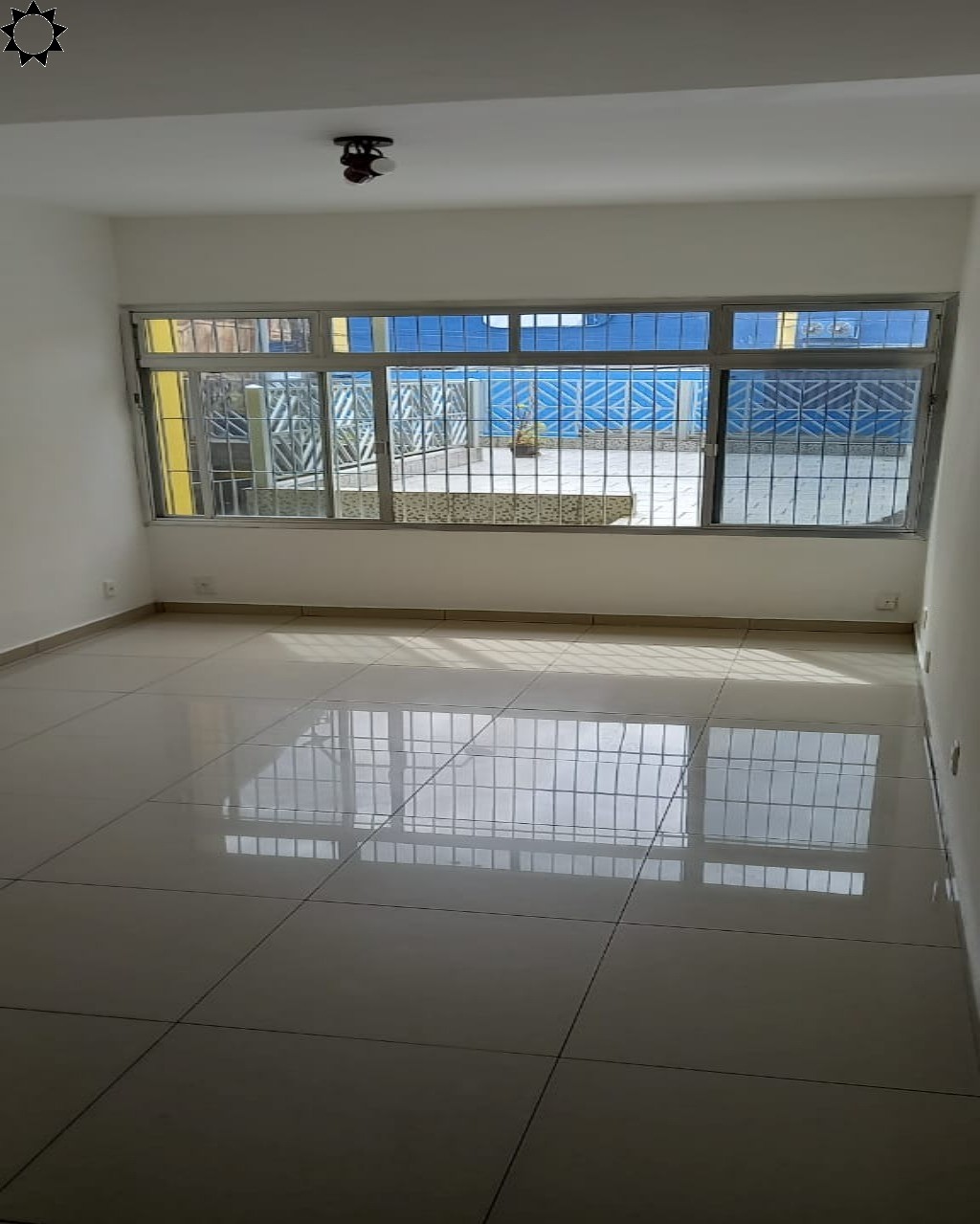 Casa, 2 quartos, 166 m² - Foto 1