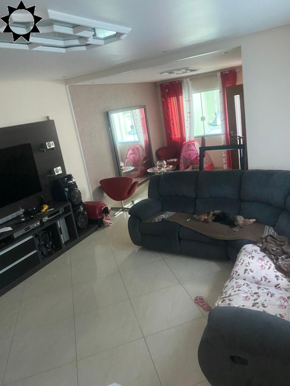 Casa, 3 quartos, 192 m² - Foto 1