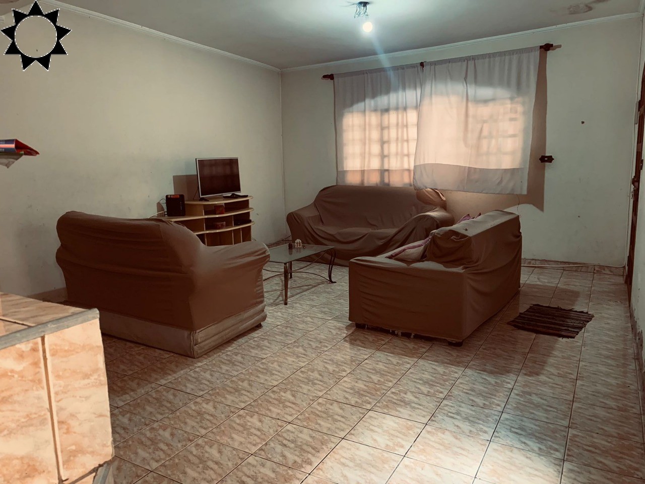 Casa, 3 quartos, 240 m² - Foto 1