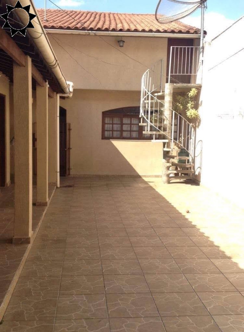 Casa, 3 quartos, 188 m² - Foto 4