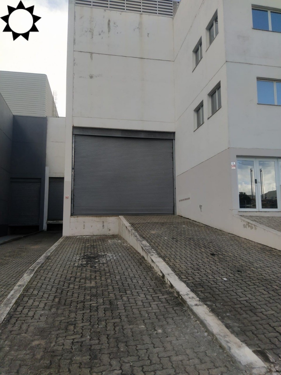 Depósito-Galpão, 1000 m² - Foto 1