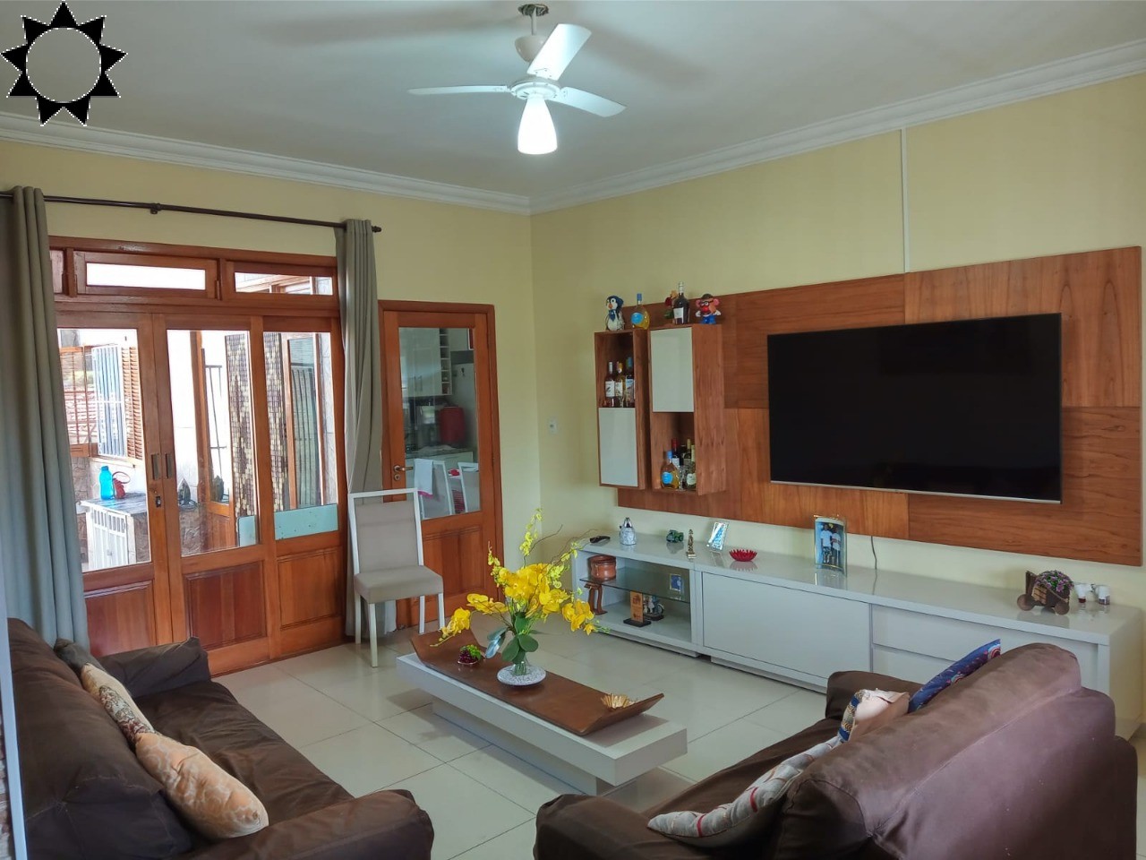 Casa, 9 quartos, 400 m² - Foto 1