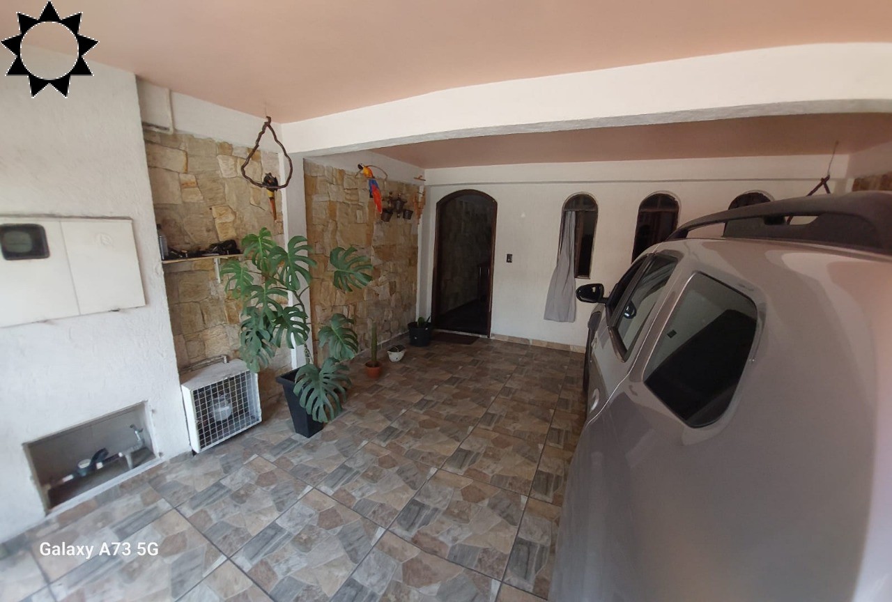 Casa, 4 quartos, 204 m² - Foto 3
