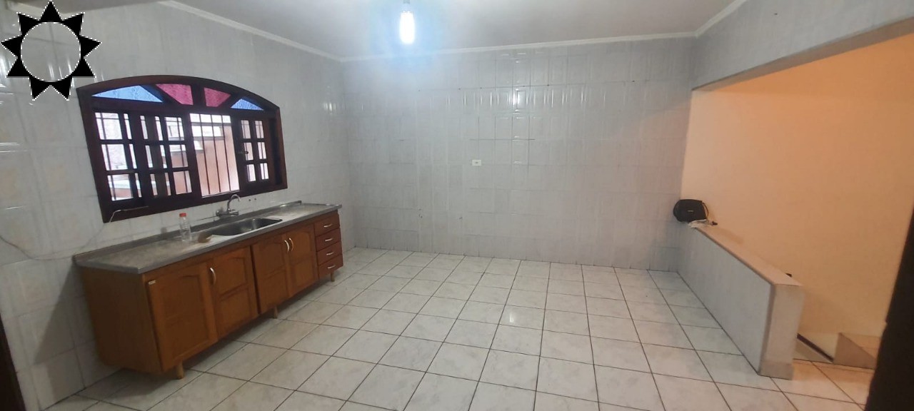 Casa, 1 quarto, 140 m² - Foto 1