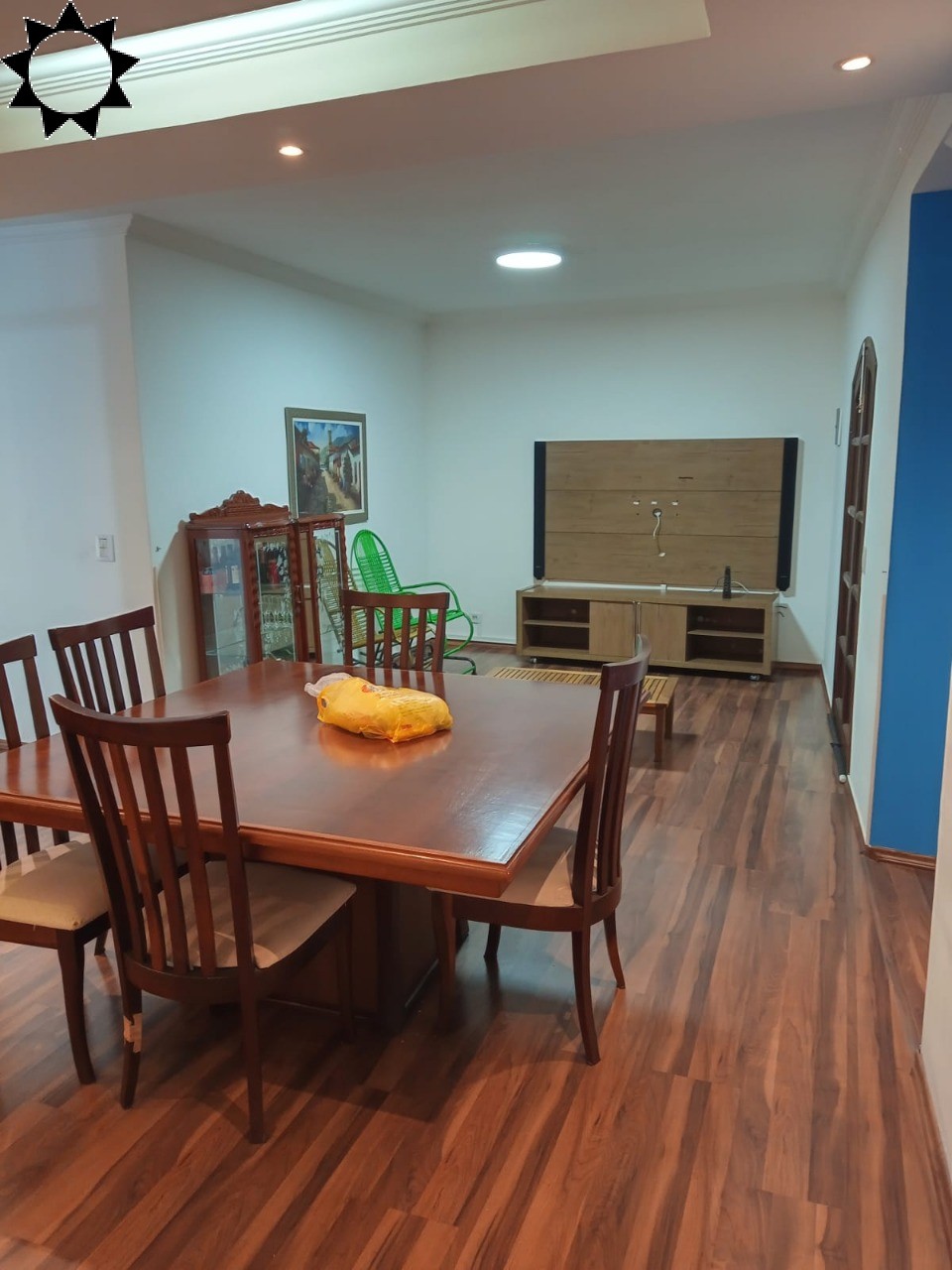 Casa, 5 quartos, 238 m² - Foto 1