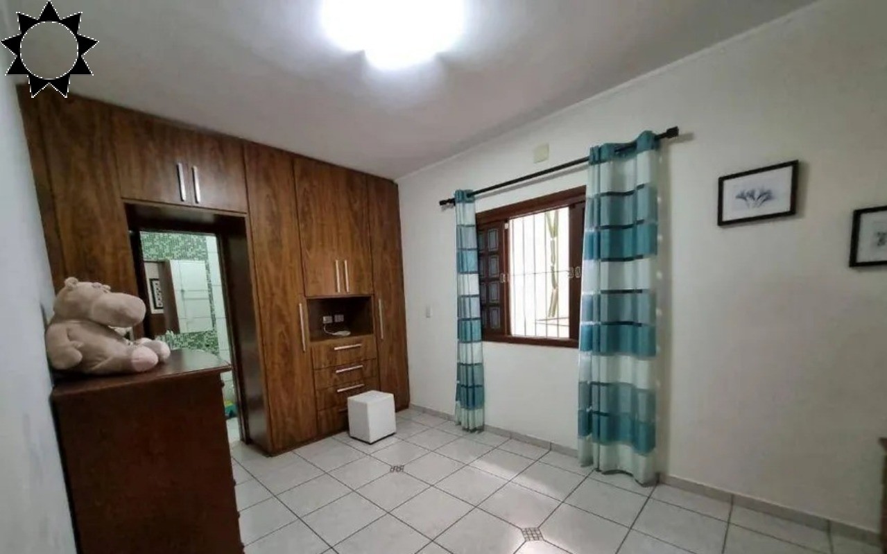 Casa, 3 quartos, 200 m² - Foto 4
